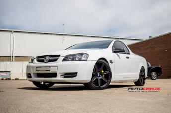 HOLDEN-COMMODORE-REVERT-SATIN-BLACK